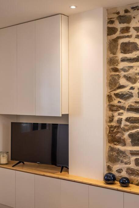 Le Cocoon - Appartement Dans Maison Du Xviieme Siecle Fougères Zewnętrze zdjęcie